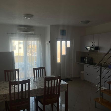 Apartments Iva Povljana Εξωτερικό φωτογραφία