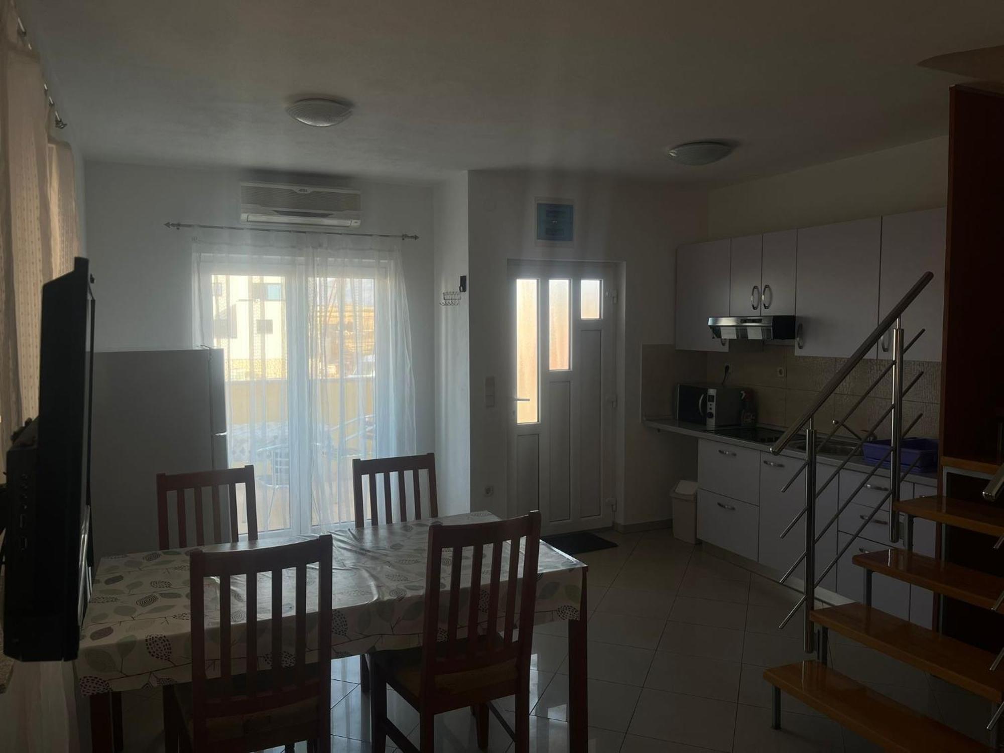 Apartments Iva Povljana Εξωτερικό φωτογραφία