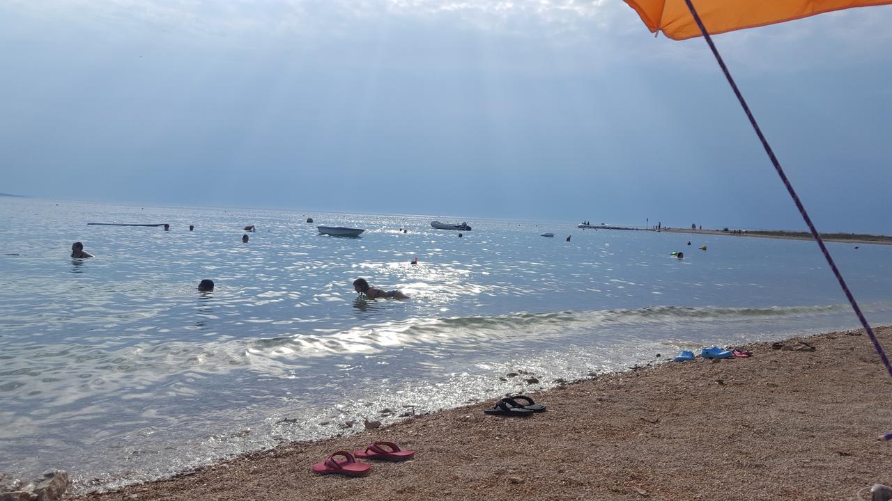 Apartments Iva Povljana Εξωτερικό φωτογραφία