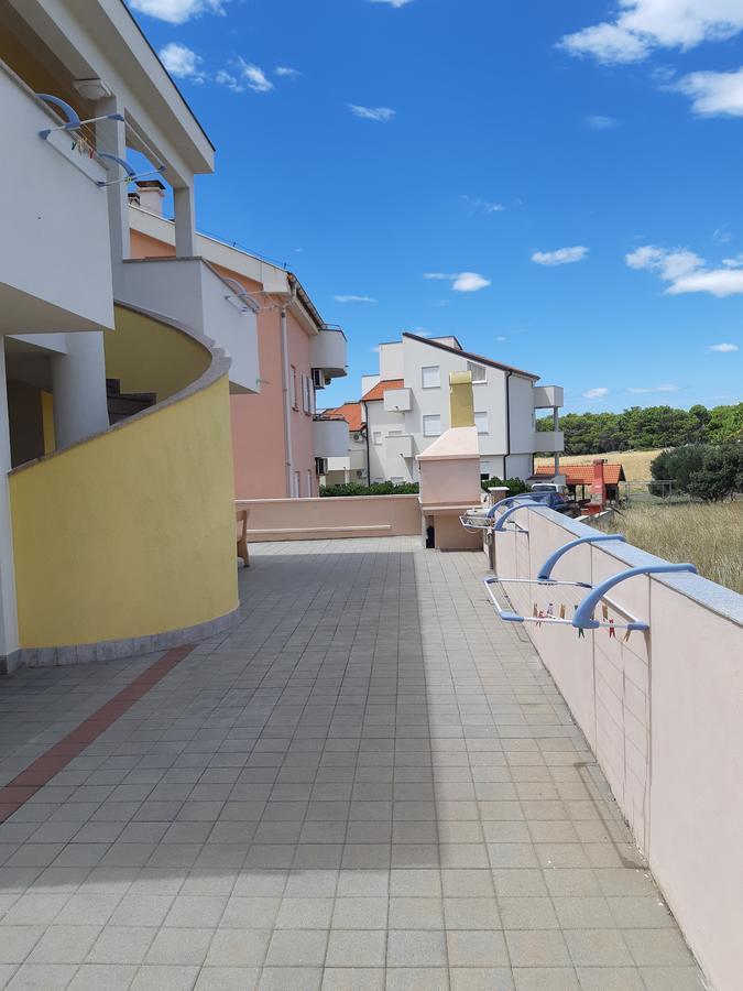 Apartments Iva Povljana Εξωτερικό φωτογραφία